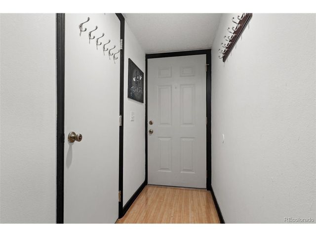 1811 S Quebec Way 17, Denver, CO 80231