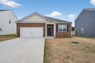 9032 Copenhagen Dr, Murfreesboro, TN 37129