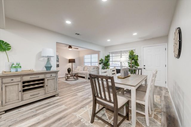 811 Denton Drive, Euless, TX 76039