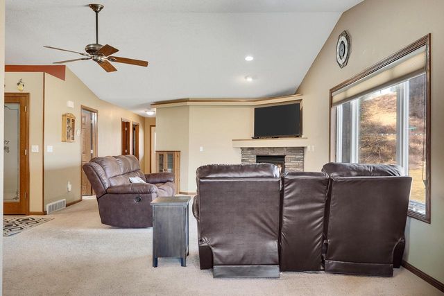 4695 Millatti LANE, La Crosse, WI 54601