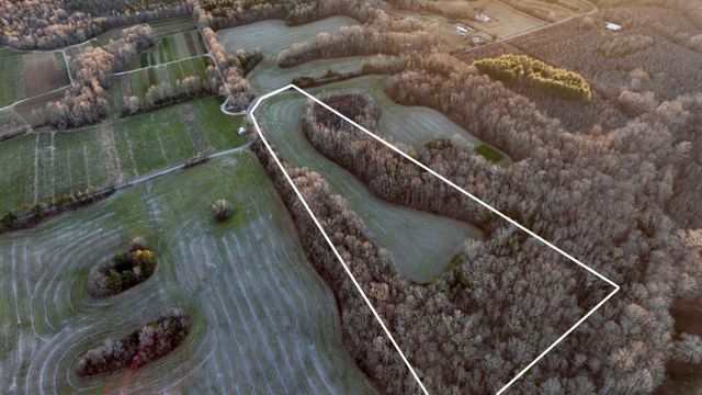 1 Kermet Turner Rd, Rock Island, TN 38581