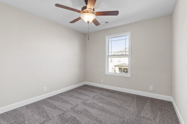 208 W Fallow Ct, Clarksville, TN 37040