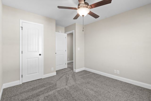 208 W Fallow Ct, Clarksville, TN 37040