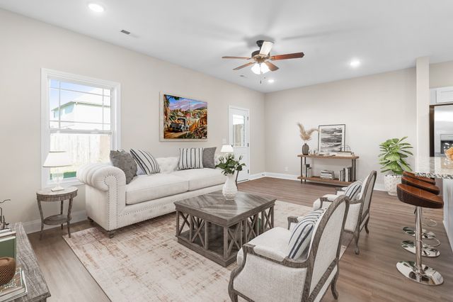 208 W Fallow Ct, Clarksville, TN 37040