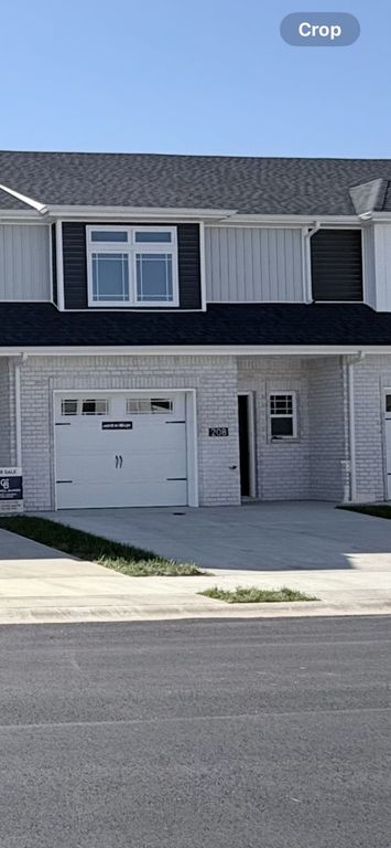 208 W Fallow Ct, Clarksville, TN 37040