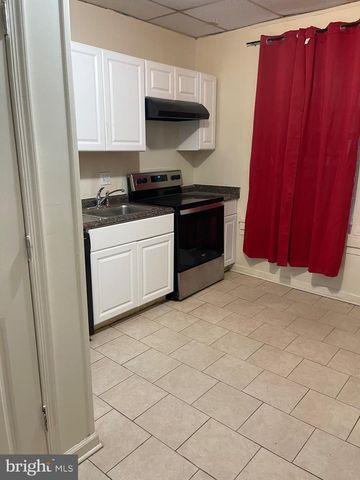 2926 E MADISON ST, Baltimore, MD 21205