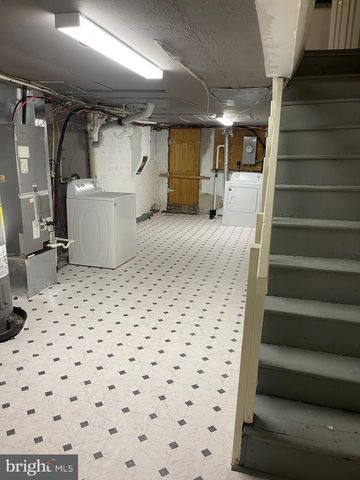 2926 E MADISON ST, Baltimore, MD 21205