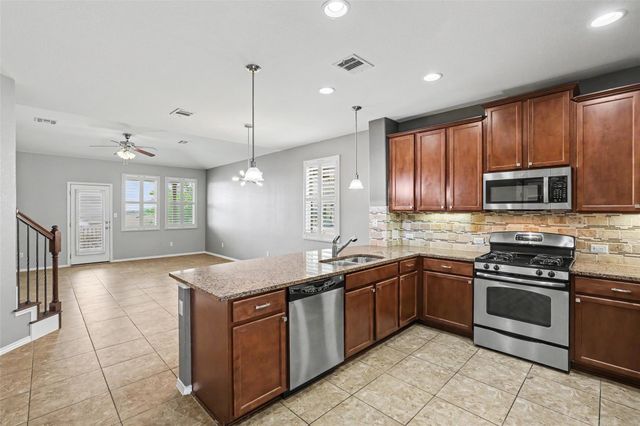 6227 Aviara DR E3, Austin, TX 78735