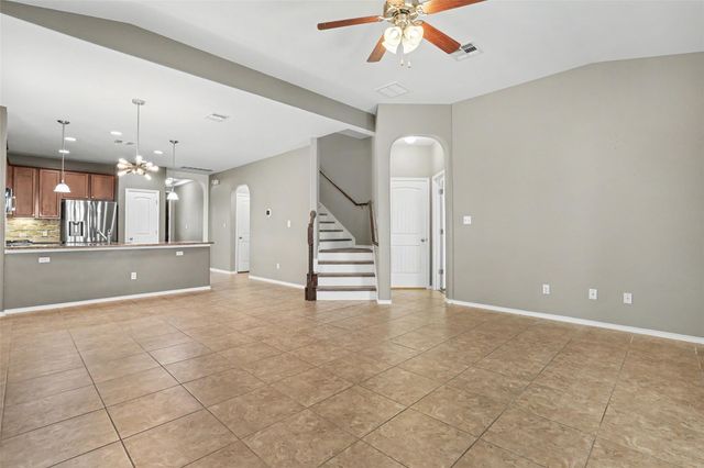6227 Aviara DR E3, Austin, TX 78735