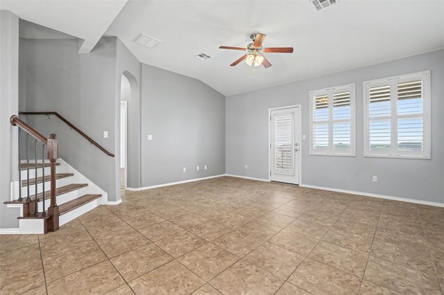 6227 Aviara DR E3, Austin, TX 78735