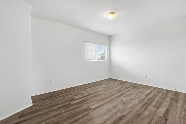 6227 Aviara DR E3, Austin, TX 78735