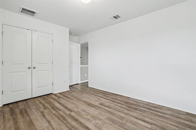 6227 Aviara DR E3, Austin, TX 78735