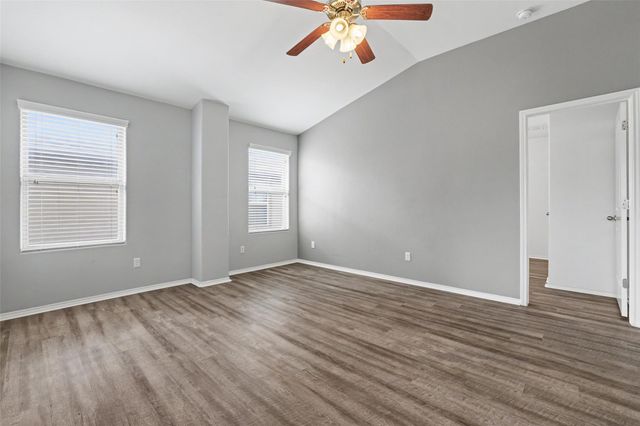 6227 Aviara DR E3, Austin, TX 78735