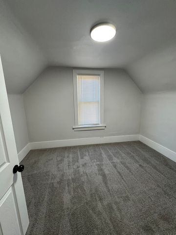 11578 S Perry Avenue, Chicago, IL 60628