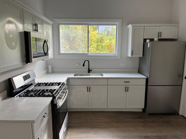 11578 S Perry Avenue, Chicago, IL 60628