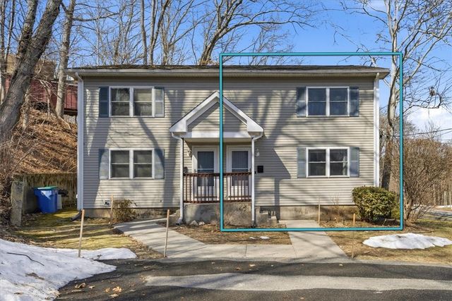 131 New River Road, Lincoln, RI 02838