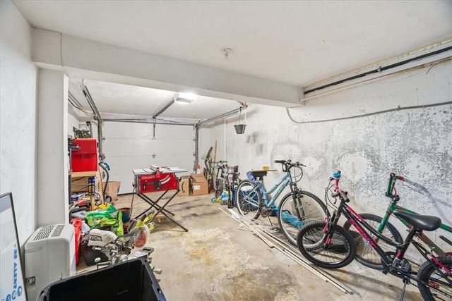 131 New River Road, Lincoln, RI 02838