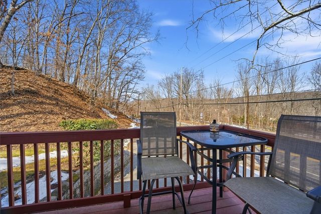 131 New River Road, Lincoln, RI 02838