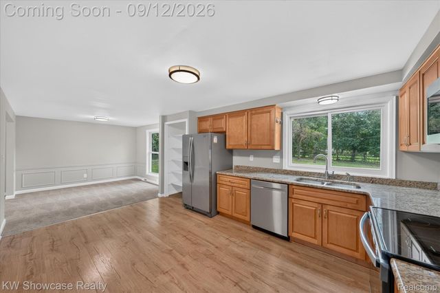 4069 Barnaby Court, West Bloomfield Charter Township, MI 48323