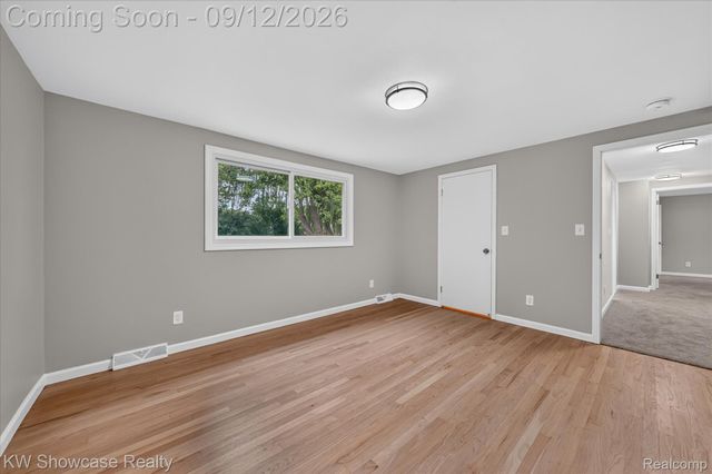4069 Barnaby Court, West Bloomfield Charter Township, MI 48323