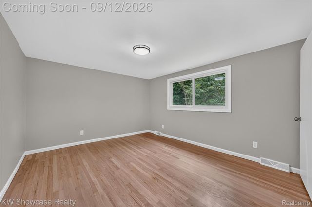 4069 Barnaby Court, West Bloomfield Charter Township, MI 48323