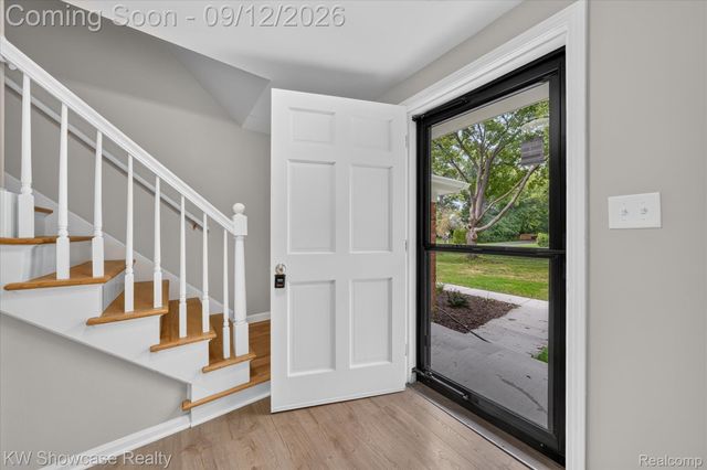 4069 Barnaby Court, West Bloomfield Charter Township, MI 48323