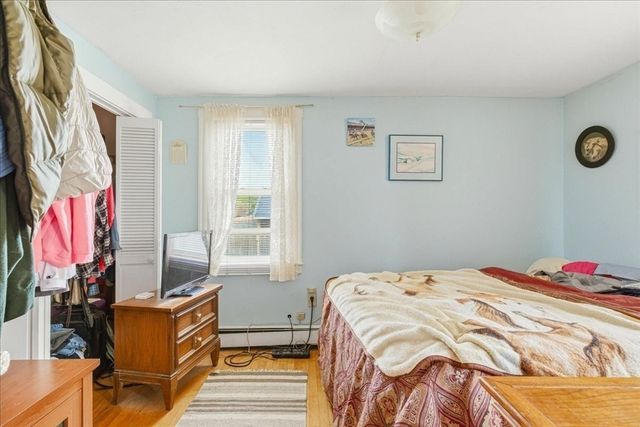 32 Elm Avenue, Holbrook, MA 02343