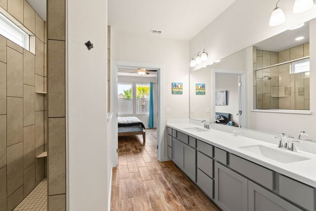 118 Shady Terrace, Rockport, TX 78382