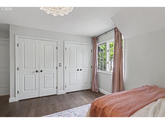 4004 MELISSA Dr, Lake Oswego, OR 97034
