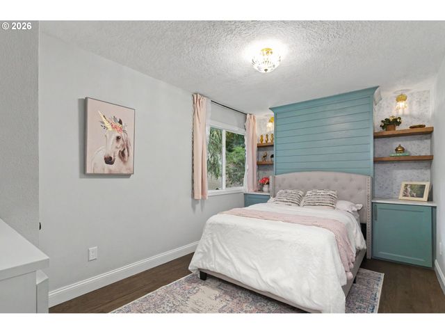 4004 MELISSA Dr, Lake Oswego, OR 97034