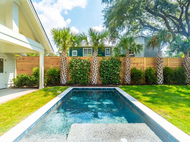 904 Randall Drive, Mount Pleasant, SC 29464