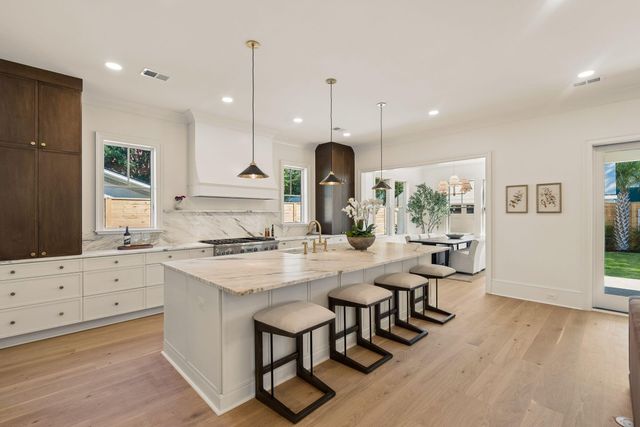 904 Randall Drive, Mount Pleasant, SC 29464