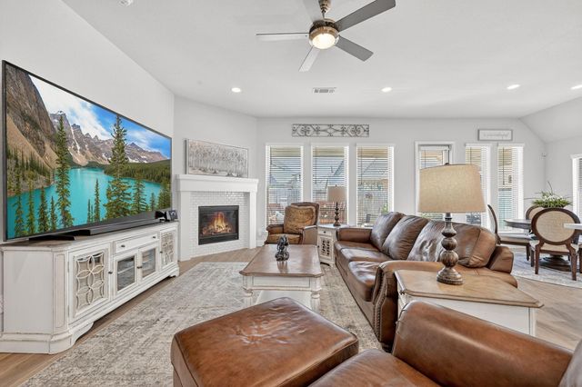 18916 Toscana Lane, New Caney, TX 77357