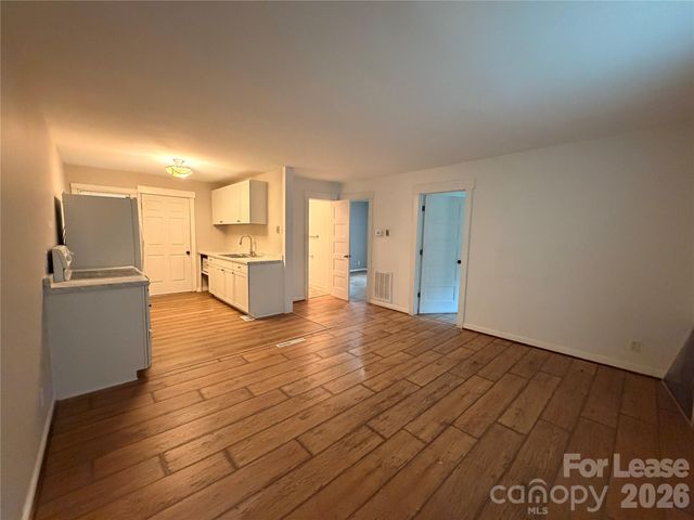 825 Rodey Avenue 2, Charlotte, NC 28206