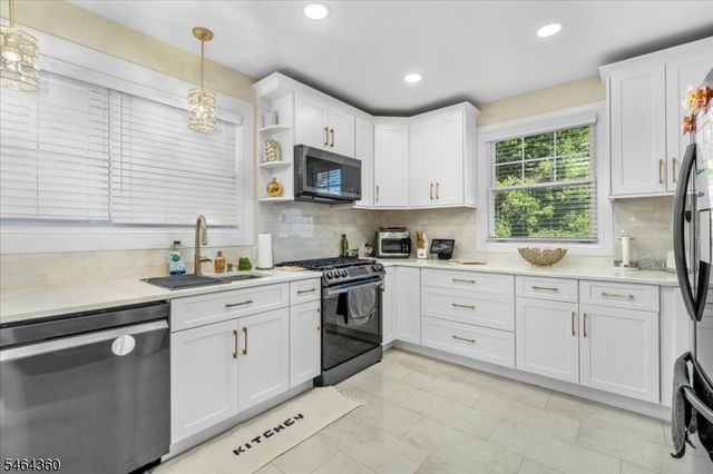 1133 Hillside Ave, Plainfield City, NJ 07060