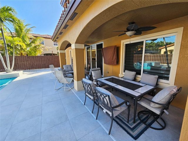 15561 SW 31st Ln 0, Miami, FL 33185