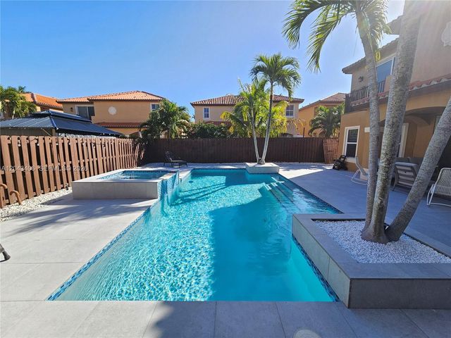 15561 SW 31st Ln 0, Miami, FL 33185