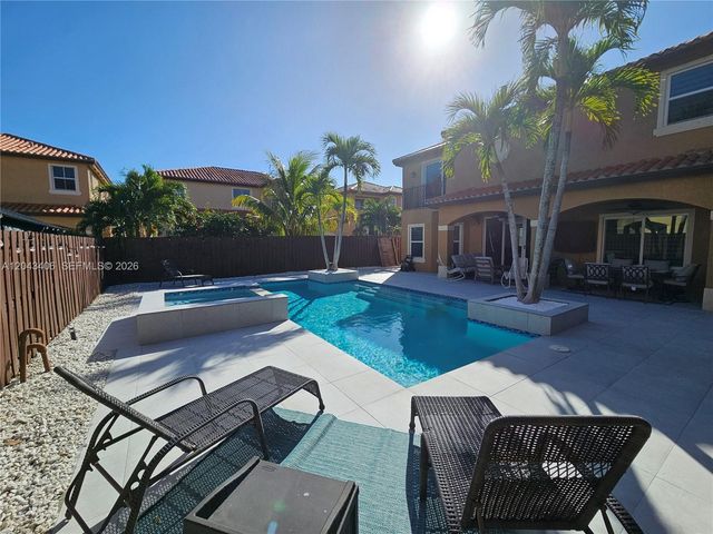 15561 SW 31st Ln 0, Miami, FL 33185