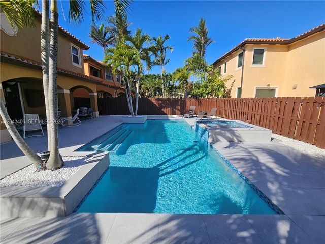 15561 SW 31st Ln 0, Miami, FL 33185