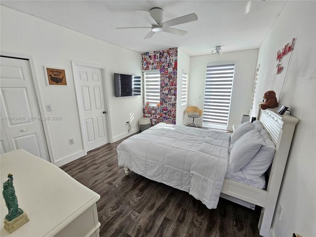 15561 SW 31st Ln 0, Miami, FL 33185