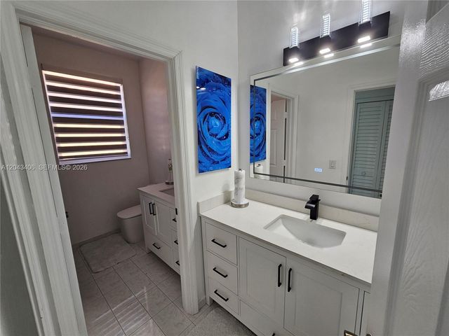 15561 SW 31st Ln 0, Miami, FL 33185