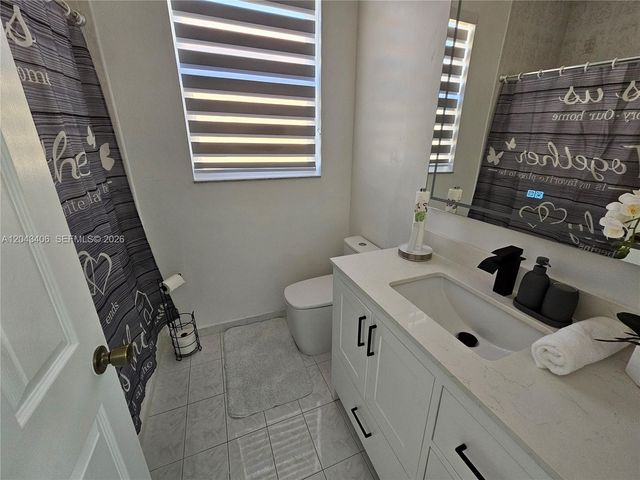 15561 SW 31st Ln 0, Miami, FL 33185