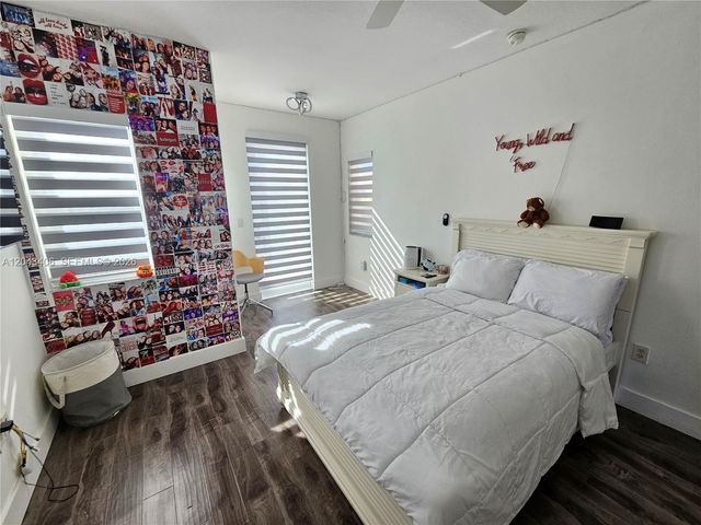 15561 SW 31st Ln 0, Miami, FL 33185