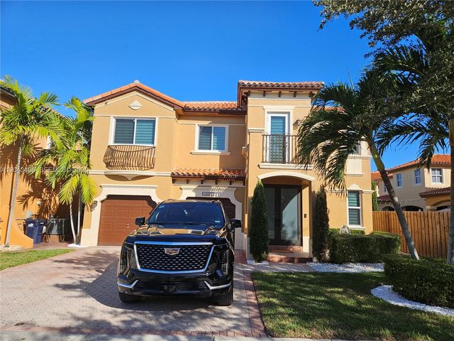 15561 SW 31st Ln 0, Miami, FL 33185