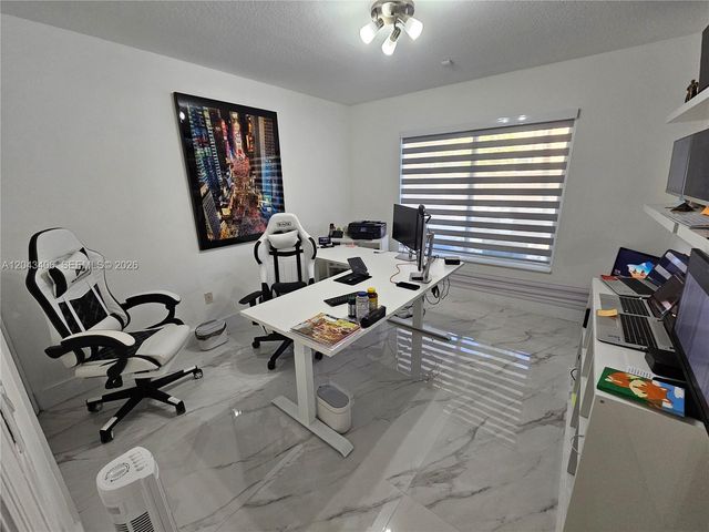 15561 SW 31st Ln 0, Miami, FL 33185