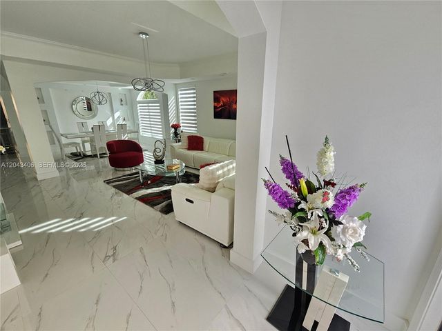 15561 SW 31st Ln 0, Miami, FL 33185
