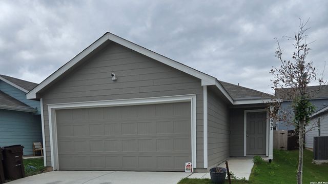 7637 Aston Peak, San Antonio, TX 78253