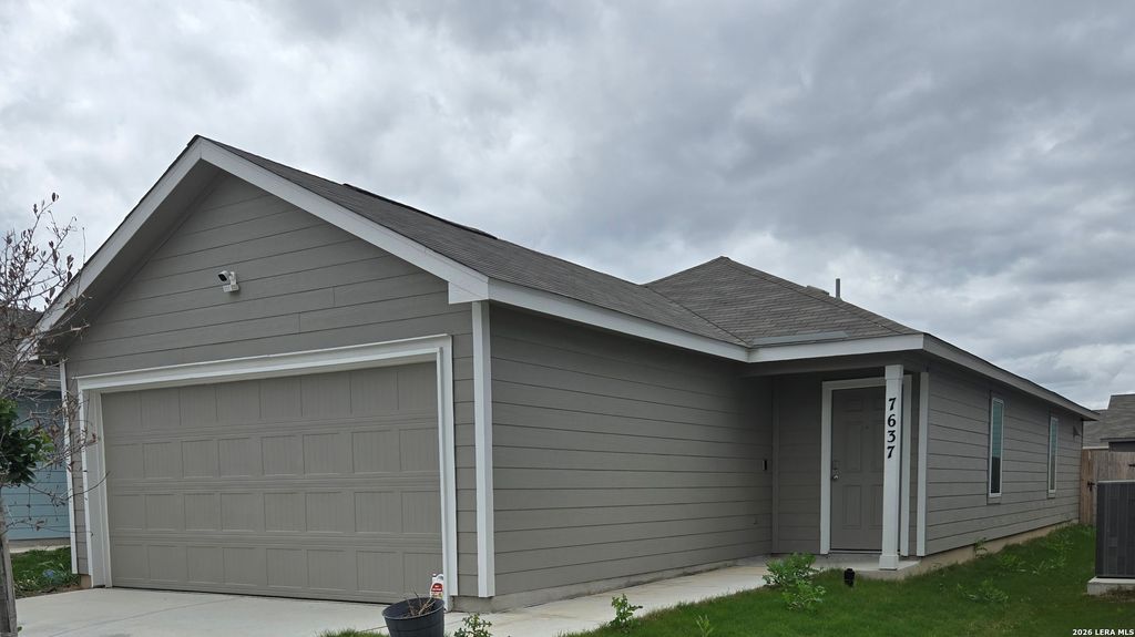 7637 Aston Peak, San Antonio, TX 78253