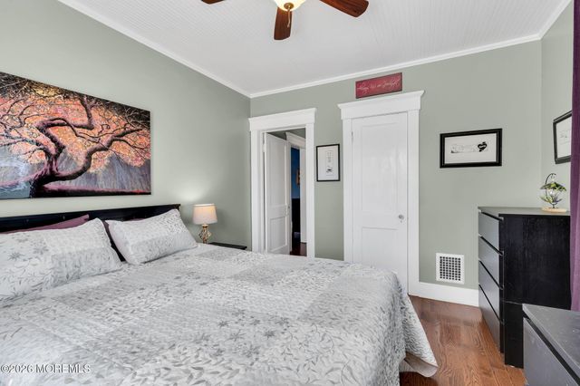 31 Windsor Court, Neptune City, NJ 07753