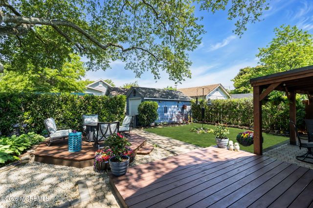 31 Windsor Court, Neptune City, NJ 07753